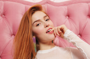 metartx_red-and-pink_jia-lissa_high_0019