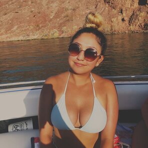 amateur pic Bursting out at the lake