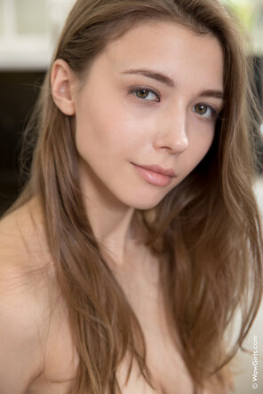 amateur pic Mila Azul - Long Distance Love, Queens Of Heart (Wowgirls)