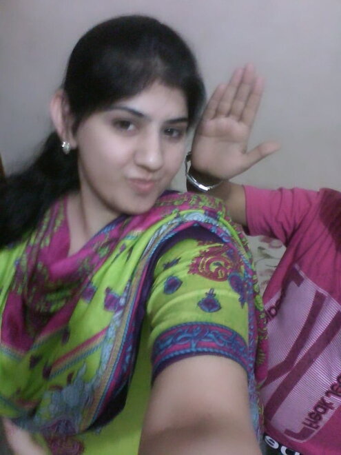 Paki (14) nude
