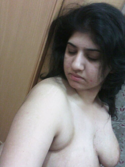 Paki (122) nude