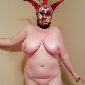 foto amatoriale My Mardi masks and tits