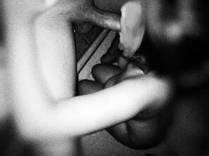 amateurfoto I take the tip of his cock between my lips and start sucking him, I get wetter with every moan he makes. [FM]