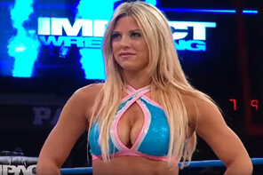 photo amateur Taryn Terrell Sexy in Ring