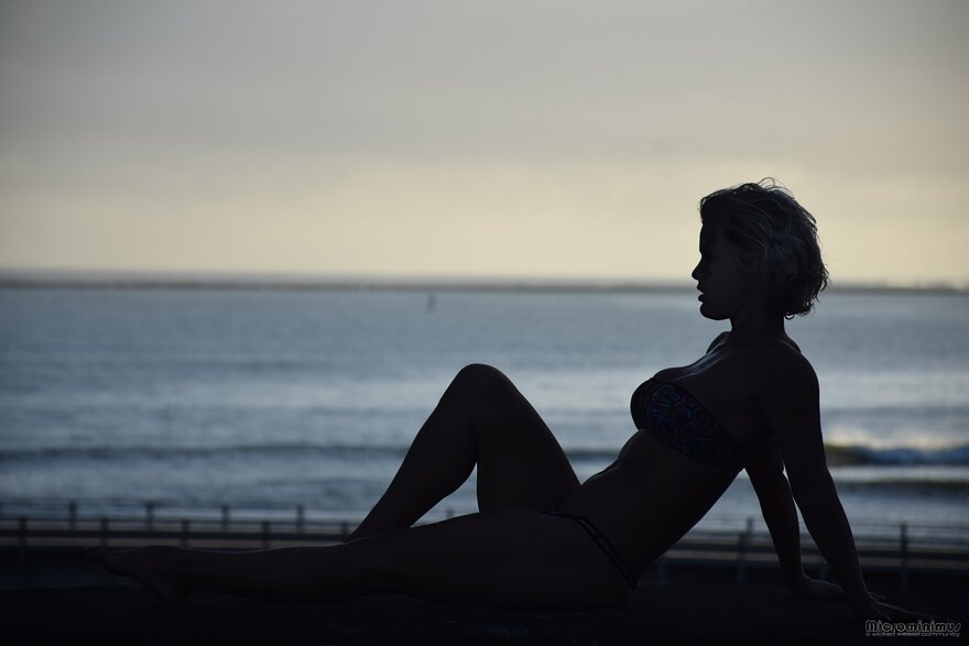 Sunrise _ MissBamboo _ Microminimus(1) 0815-topaz-sharpen-faceai