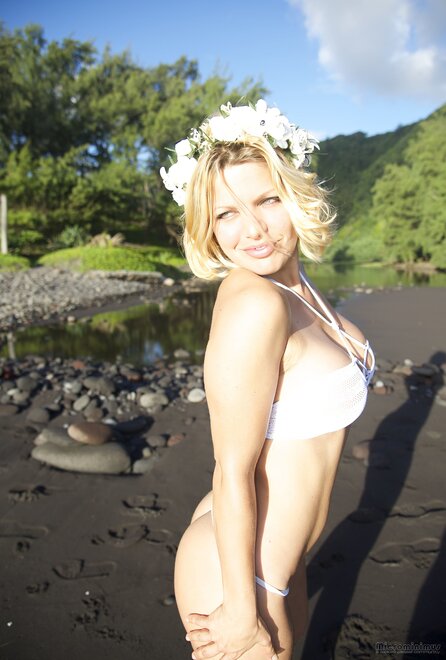 Woke Up in a Day Dream 1003-topaz-sharpen-faceai