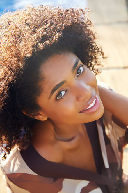 sexart_brazilian-elegance_luna-c_large_0005