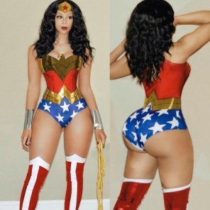 amateurfoto Clothing Wonder Woman Superhero Fictional character Costume 