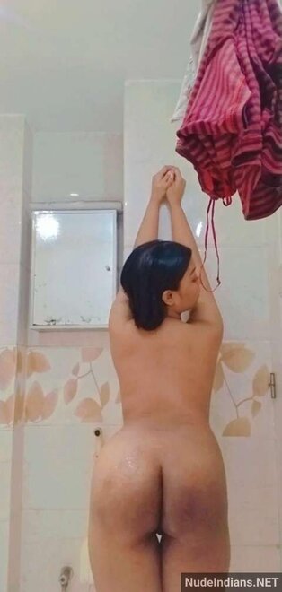 indian-full-nude-girl-picture-of-big-boobs-and-ass-50