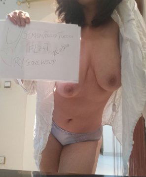 foto amatoriale [F]24 NRI kitten. Tell me what you'll do to me!