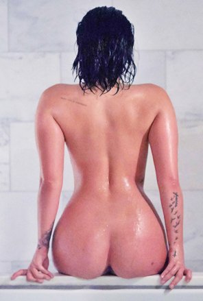 amateur-Foto Demi Lovato's actual shit cunt