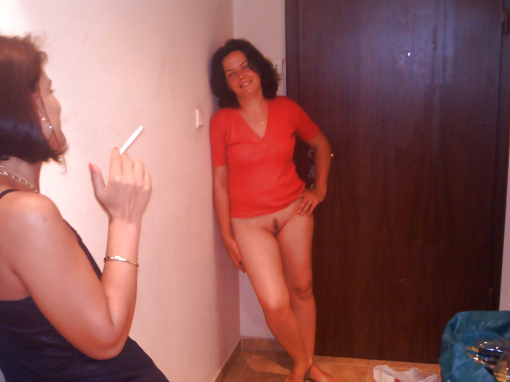 amateur photo Wedding_Rings_466_Landing_Strip_Wives_23