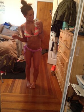 amateur pic Tanned Babe-5