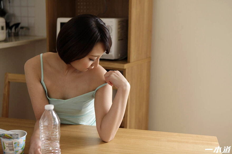 Uika Hoshikawa-2 nude