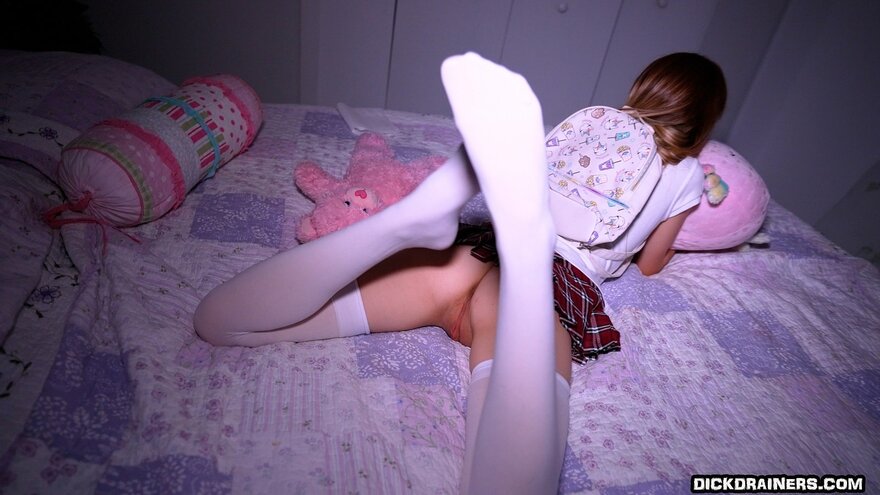 4xd4x0087.00_01_23_13.still415