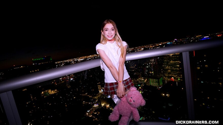 4xd4x0087.00_17_44_01.still351