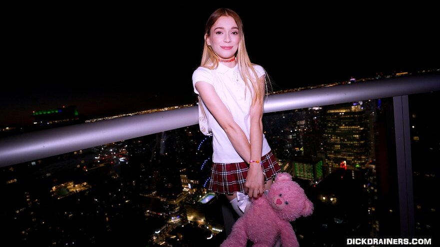 4xd4x0087.00_17_51_25.still356