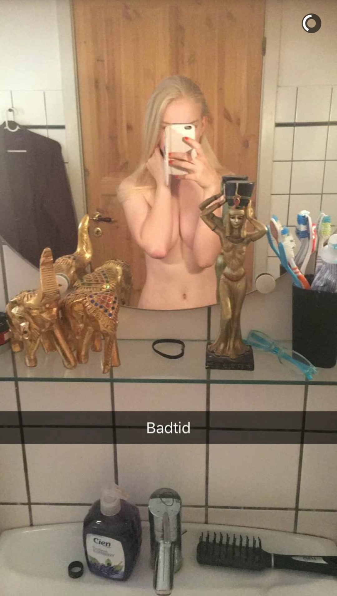 amateur photo Ykm4gf