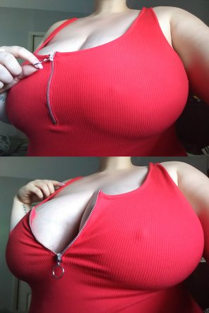 foto amateur I'll show you my boobs if you show me your tattoos...tit for tat! [OC]