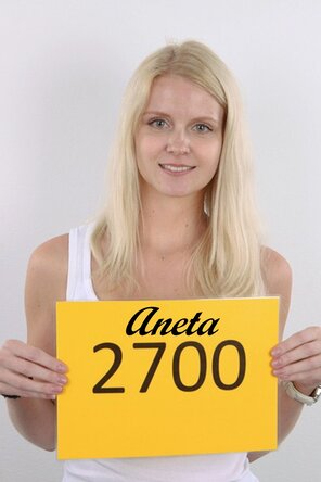 amateurfoto 2700 Aneta (1)