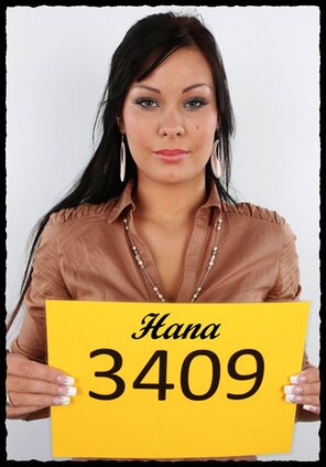 amateurfoto 3409 Hana (1)