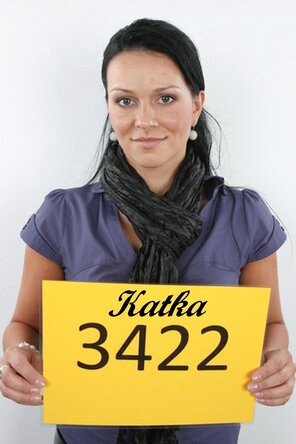 3422 Katka (1)