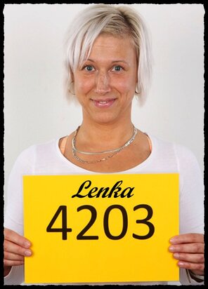 photo amateur 4203 Lenka (1)