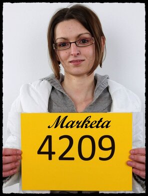 アマチュア写真 4209 Marketa (1)
