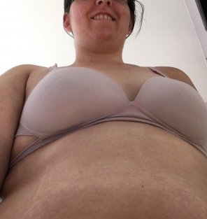 zdjęcie amatorskie 2018 Body Gratitude Month 8 Day 4 - When I find a bra that fits right, I wear it till it's a rag.