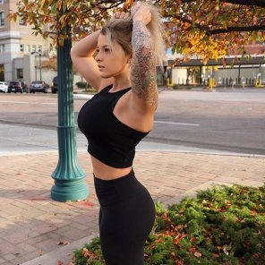 amateur pic Sportswear Clothing Shoulder Active pants Physical fitness 