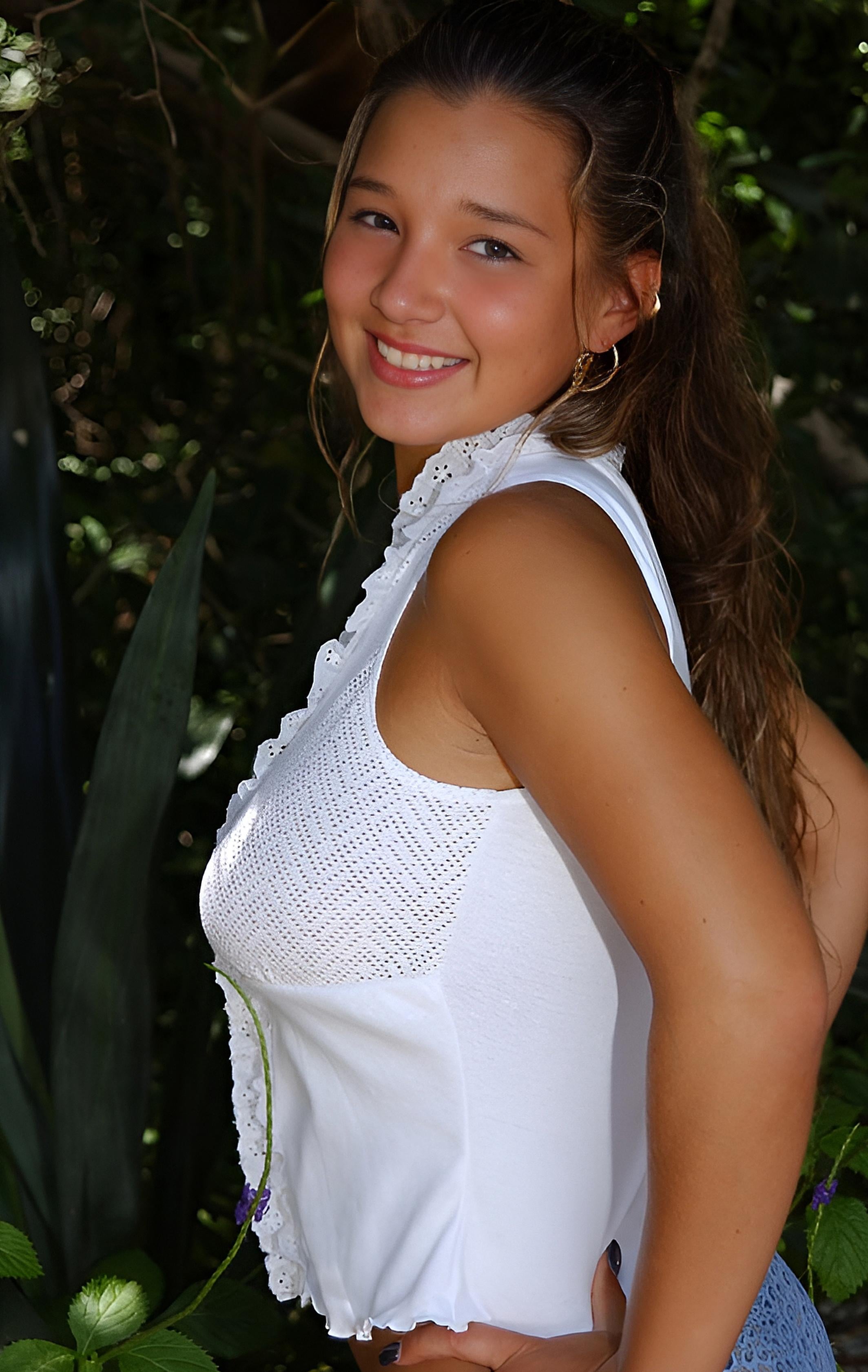 amateur photo Christina Lucci 123 (13)