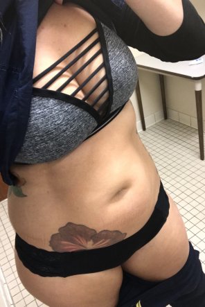 amateur-Foto Dropping them pants at work