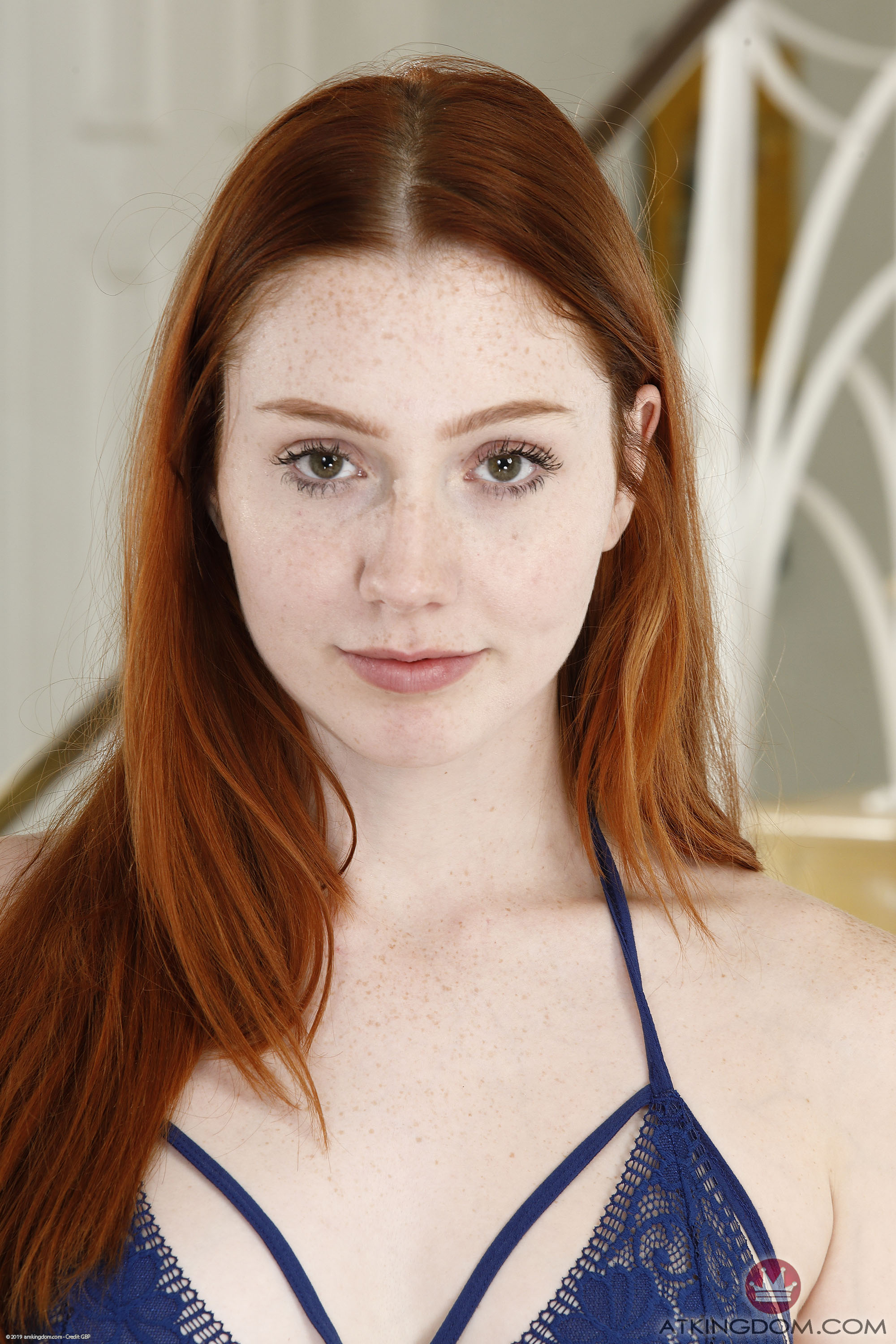 amateur photo ari059gbp_367556019