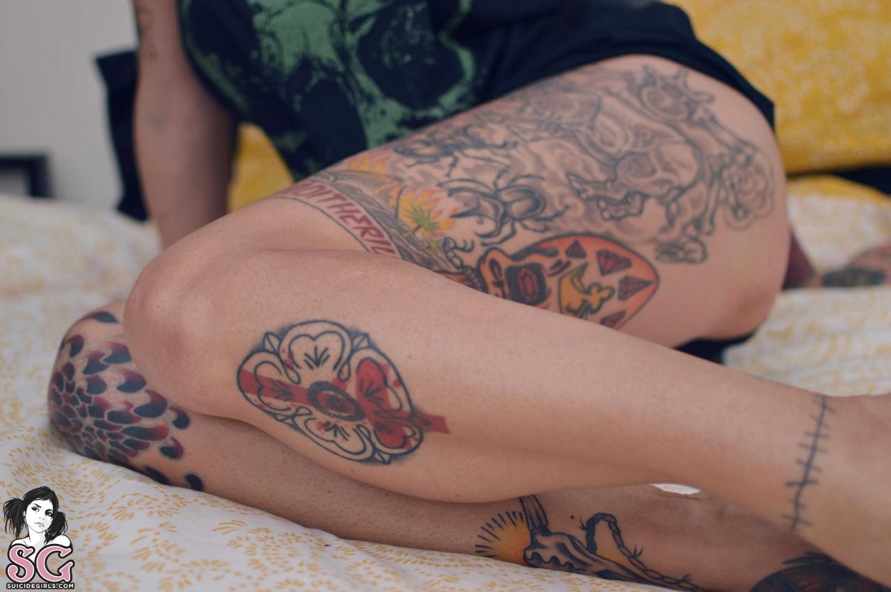 amateur photo 1000156190