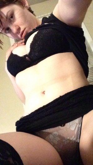 amateur pic up my skirt