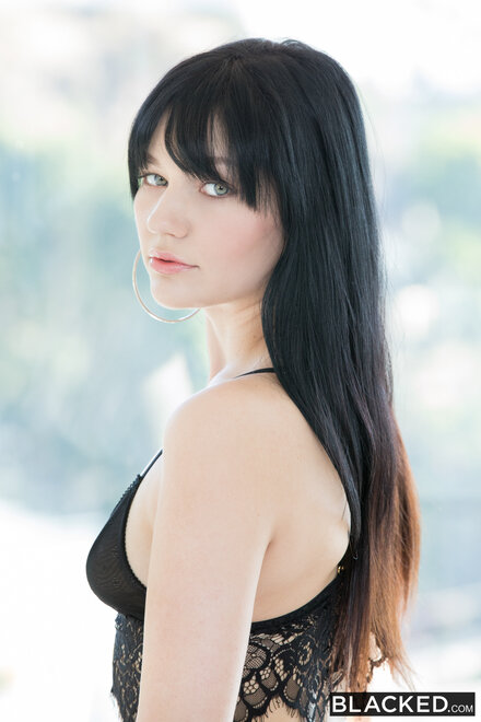 10987359-karly-baker-amp-mandingo-want-to-make-some-m-031