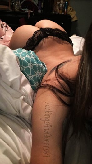 photo amateur My ass needs to be spanked ðŸ˜‰ [F]