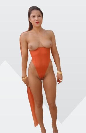 zdjęcie amatorskie Asian hot girl nude pose