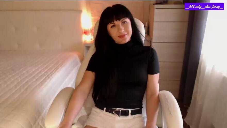 178 M'Lady in Hot-Pants So Hott Titty Teasin' 07-13-2021(1)