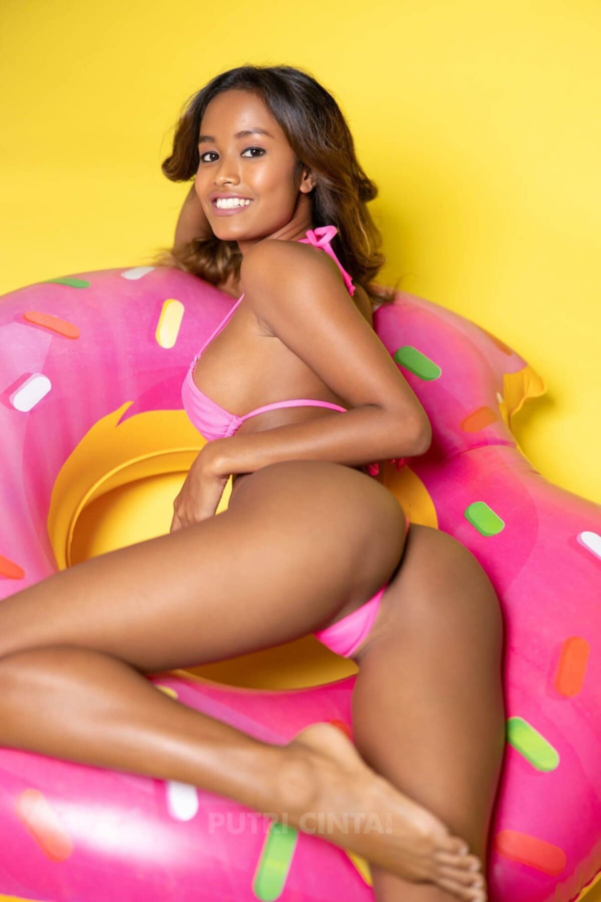 amateur photo 1b4633dc-3952-41be-ab8e-4e3cf6e6140d