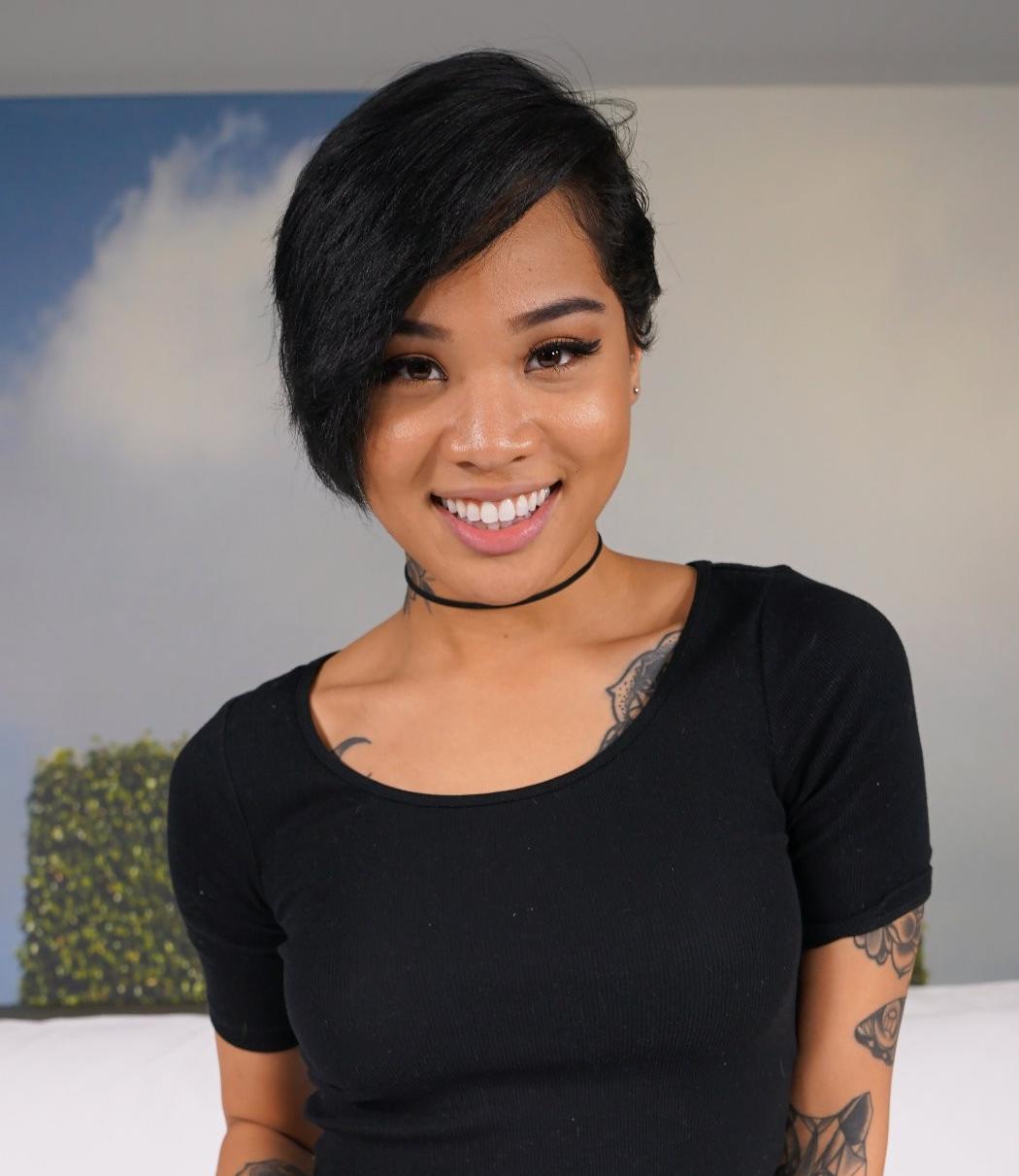 amateur photo Dfc_798XUAAKH_4