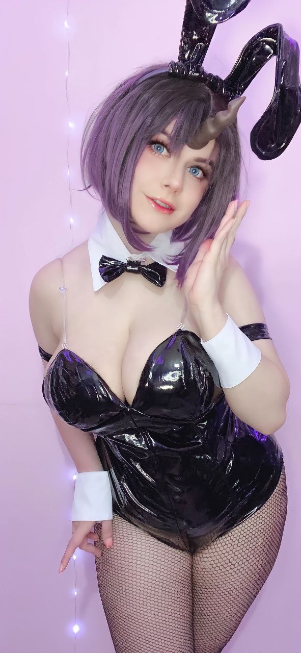 amateur photo Punk Macarroni - Elma Bunny Suit (2)