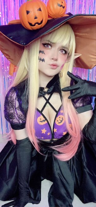 Punk Macarroni - Marin Kitagawa Witch (10)