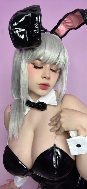 amateur pic Punk Macarroni - Tsuki Uzaki Bunny Suit (8)