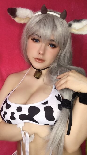 Punk Macarroni - Tsuki Uzaki Cow (4)