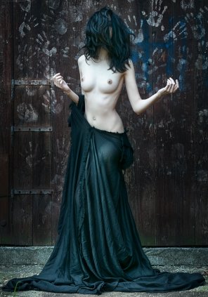foto amadora Dark Skirt