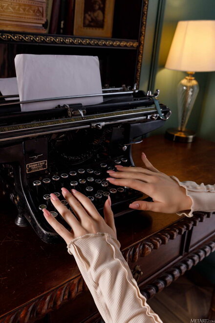 MetArt_Writing-Retreat_Luna-Art_high_0006