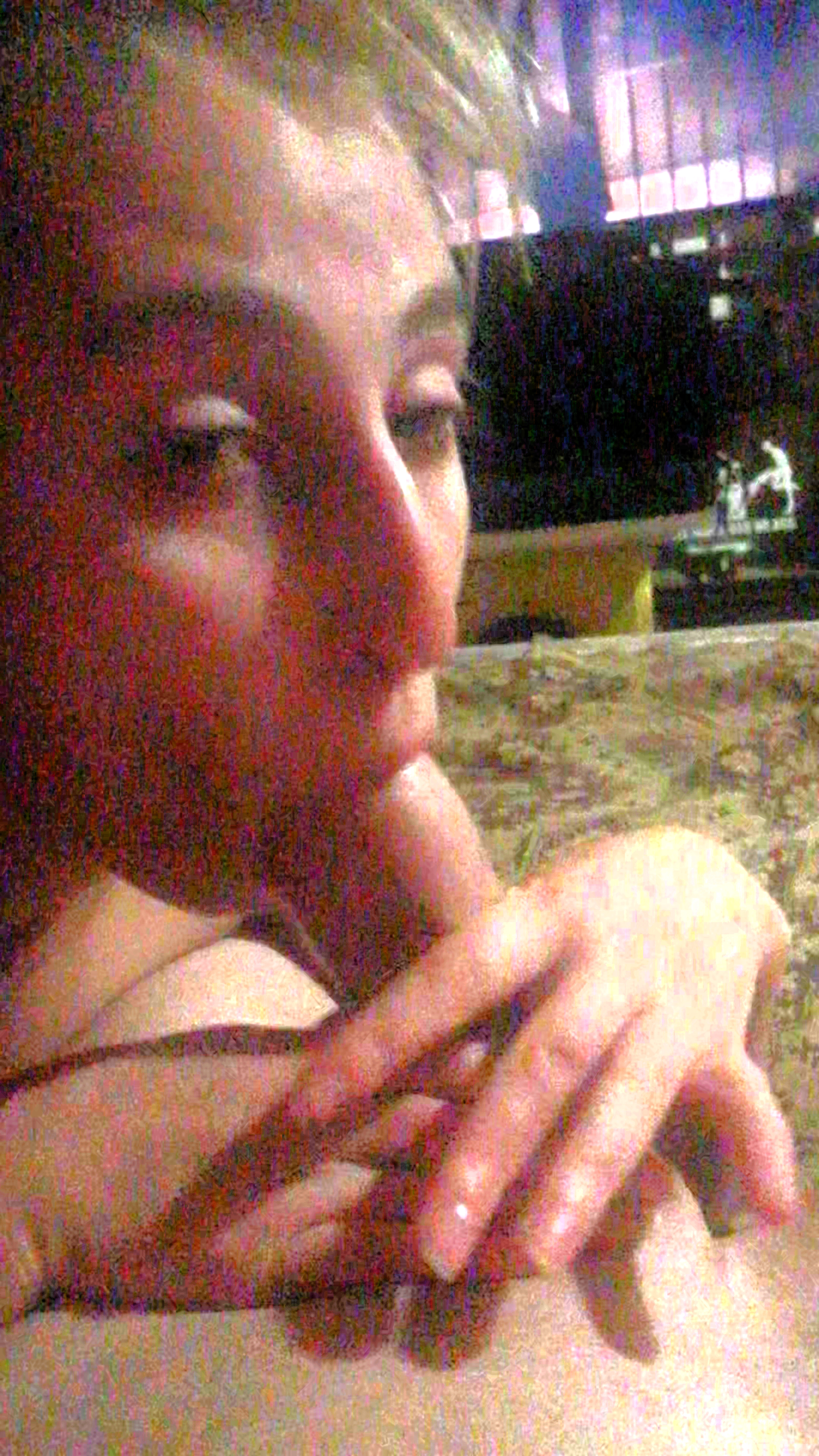 amateur photo vlcsnap-2023-11-20-03h55m45s597