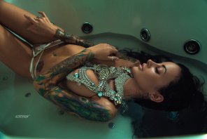 amateur-Foto expensive bath