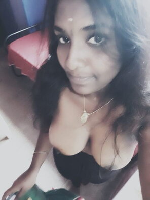 foto amadora Black tamil beauty teen